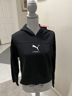 Women’s Puma brand Sweatshirt.