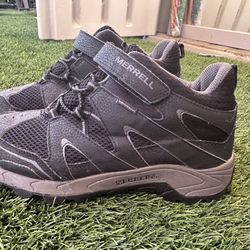 Merrell Hilltop Mid Youth Boys 6M Gray Waterproof Hiking Boot 