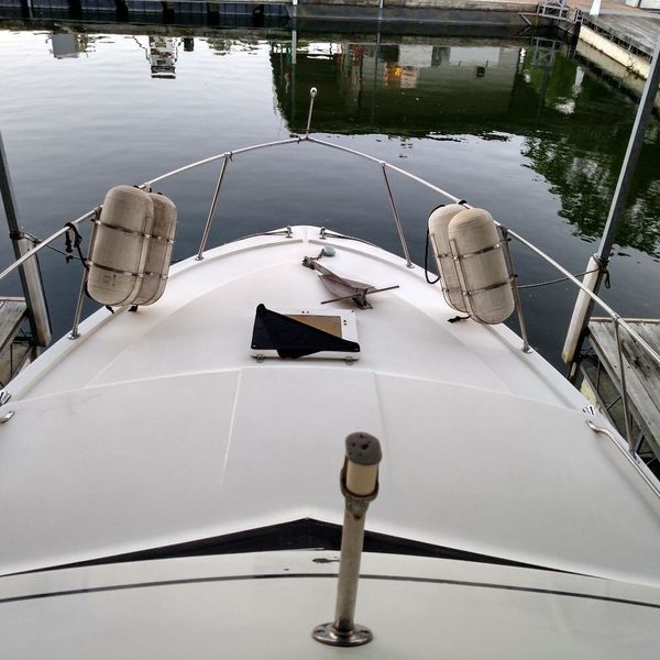 1980 trojan 30ft sport fisher/cabin cruiser.