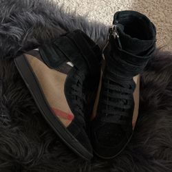 Burberry Shoes