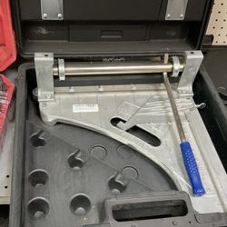 Crain floor covering tools tile