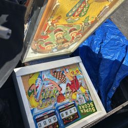 Vintage Pinball machine 