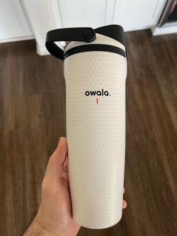 Owala Golf FreeSip Tumbler