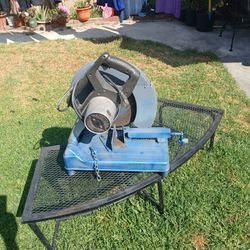Metal Saw BLACK AND DECKER 
