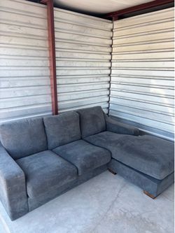 Thomasville Kent 2-piece Fabric Sofa Chaise