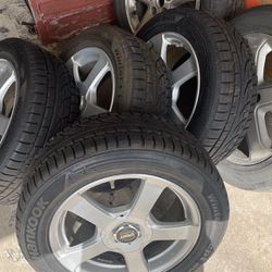 Wheels/tires