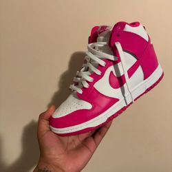 Nike Dunk High ‘Pink Prime’