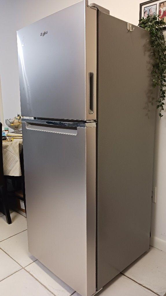 Refrigerator Whirlpool