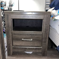 Full Size Bedroom Set 