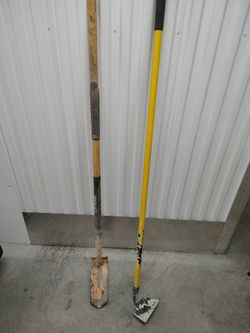 flat  blade  and  garden hoe