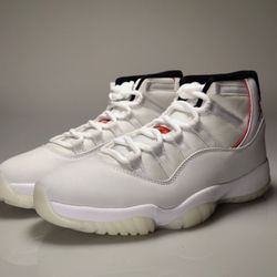 Jordan 11 (Platinum Tint) 