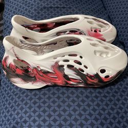 Size 10 Foam Runners White/Red/Black