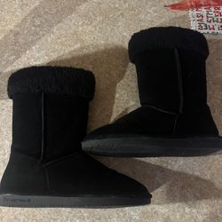 BEARPAW Boots