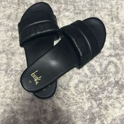 Beek Leather Black Sandals 