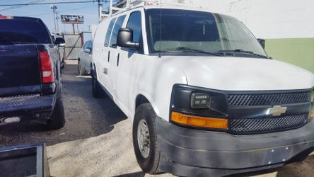 2017 Chevrolet Express 2500