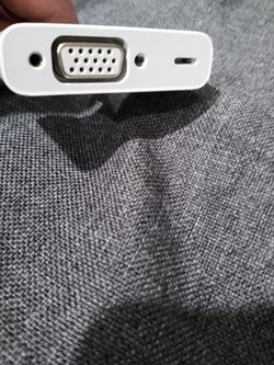 Apple Lightning To VGA Adapter 