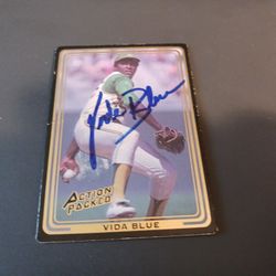 Vida Blue Autographed  Card