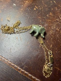 J.Crew Green Elephant Pendant Necklace Gold Tone Chain Animal Jewelry
