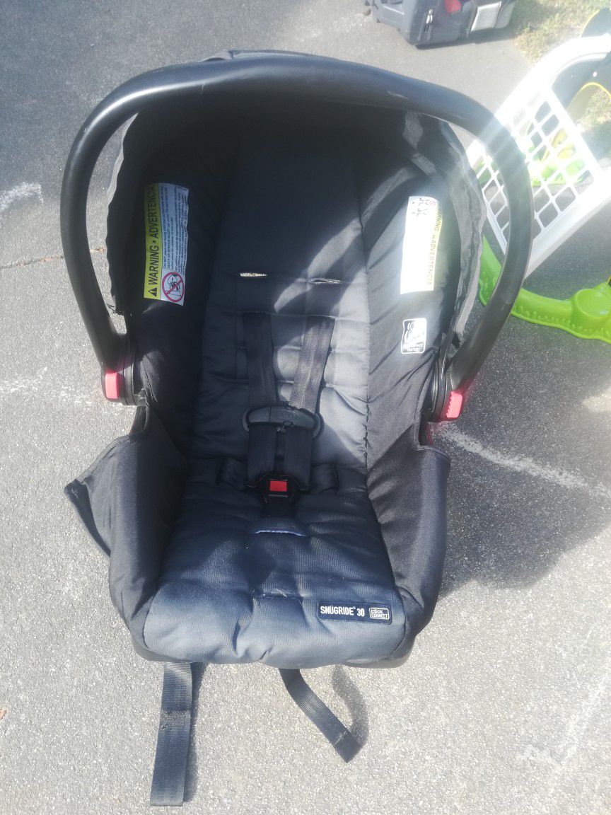 Graco Snugride 30 Infant Car Seat 