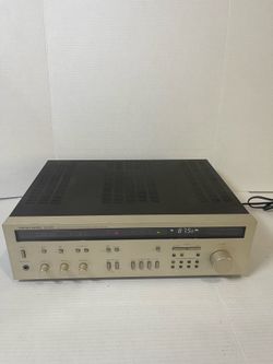 HARMAN KARDON HK490i Digital Synthesized Quartz Locked Stereo Receiver