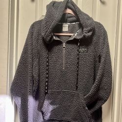 PINK SHERPA SWEATER WOMENS SIZE SMALL 
