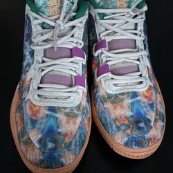 NIKE KYRIE 8 CIRCLE OF LIFE