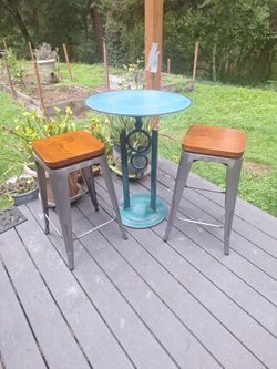 Outdoor//indor bistro set