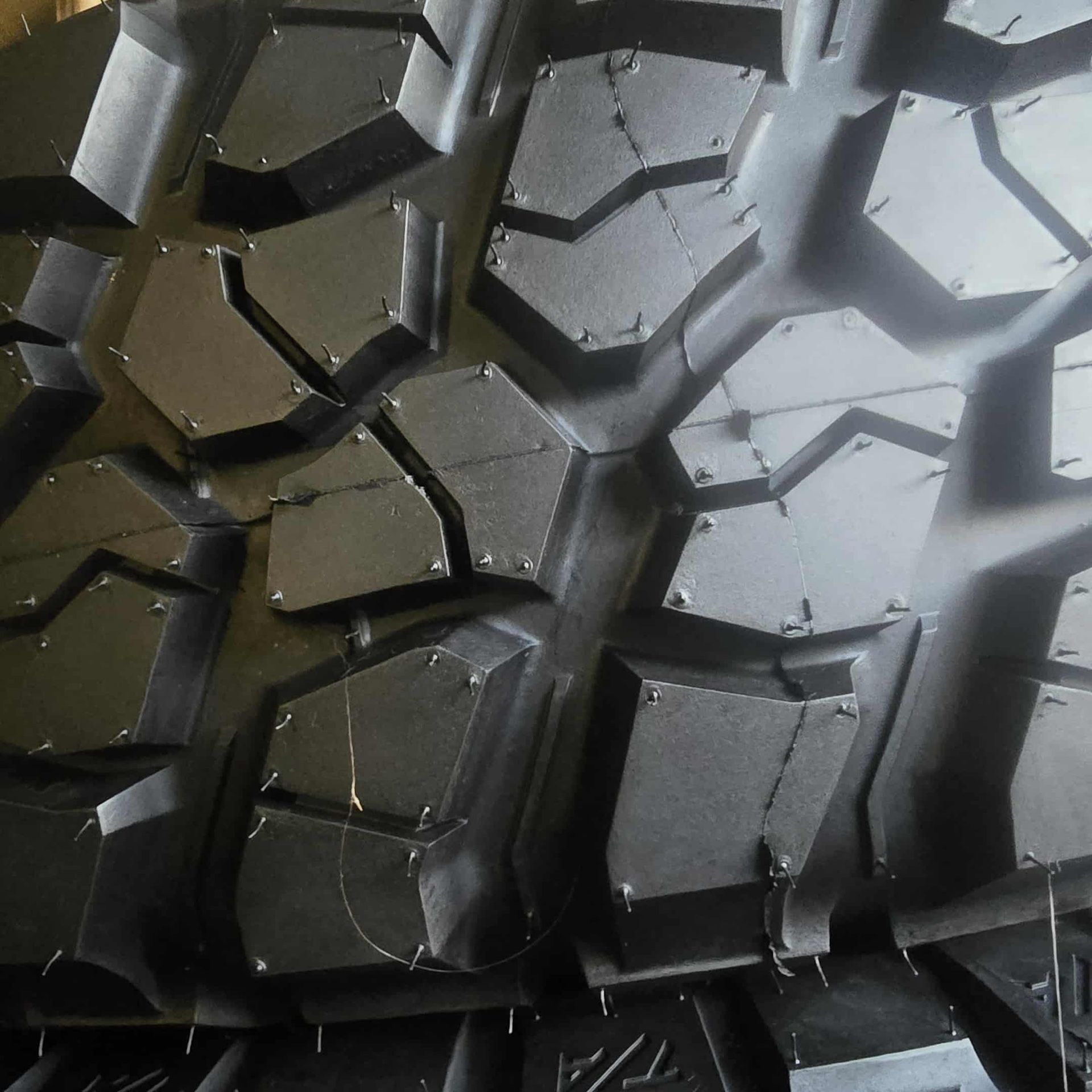 4 BFG LT255-75R17 $1350