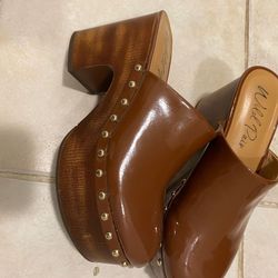 Brown Wedges 