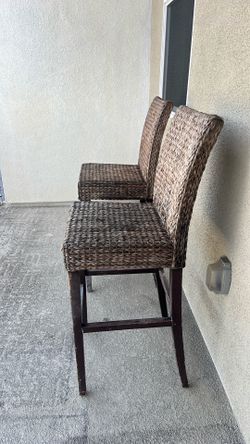 Free Bar stools (bar height)
