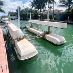 HydroHoist boat lift - Hydro Dock Floating Boat Lift – Model H9030