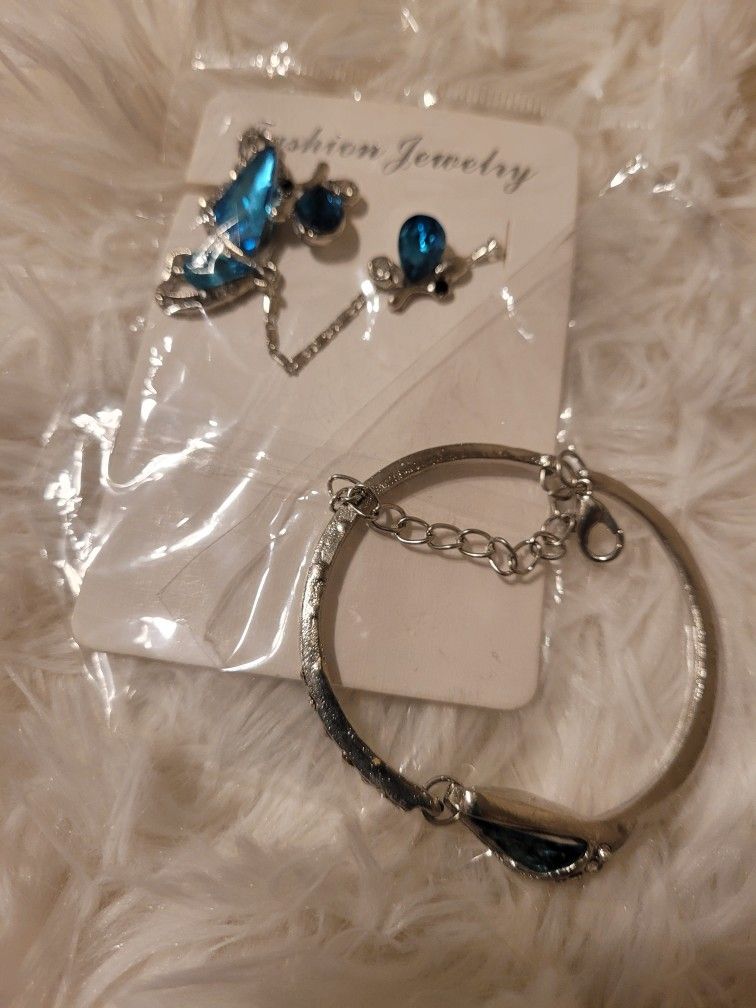 Blue butterfly necklace earrings and bracelet set