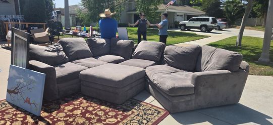 Sectional Sofa with Ottoman