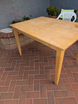 Table 3*4 Wood