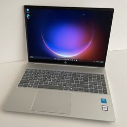 HP Pavilion 16 Touch Screen (2024 model) intel i5 14th generation 16gb Ram 1TB SSD great laptop 