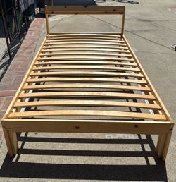 Twin slat bed frame