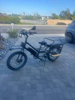 Rad Power RadWagon Electric Cargo Bike – Low Miles – Lots of Upgrades