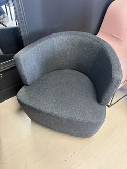 Joel Swivel Lounge Chair by EOOS for Steelcase Coalesse – From $600 📦 Florida