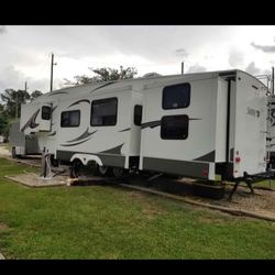 2013 Sabre Palomino By Fores River Everything Works Perfectly Used Like New Must Sold Before August