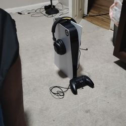 PlayStation 5 (PS5),Black Controller,Headset