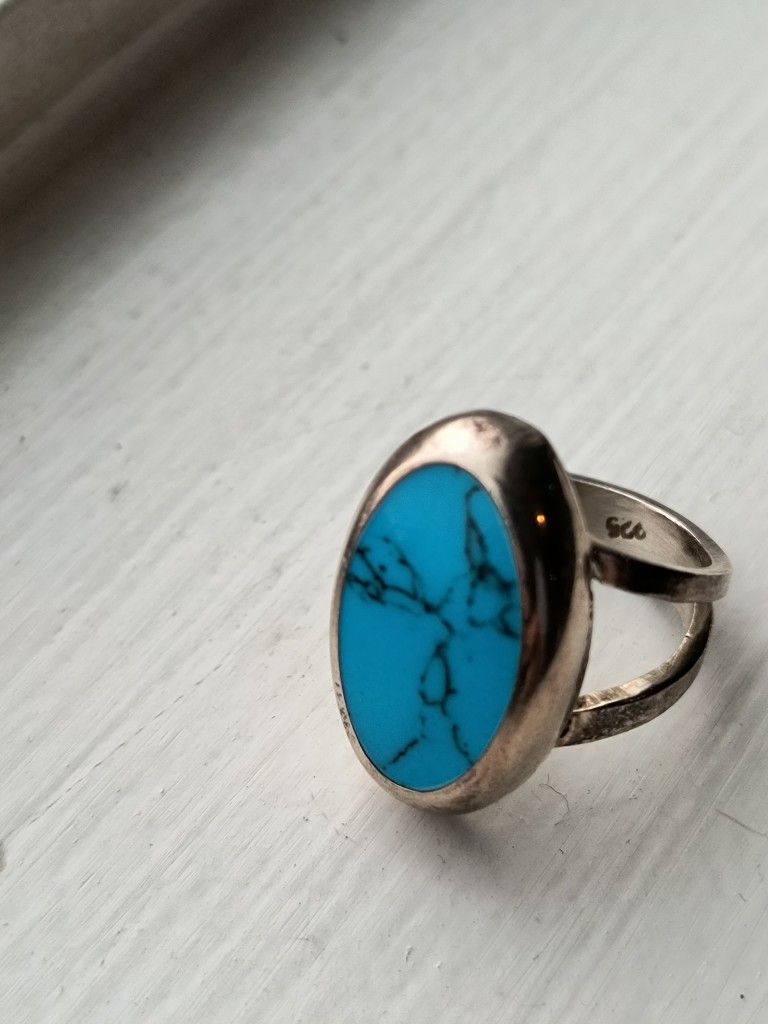 Silver Ring With Turquoise Stone