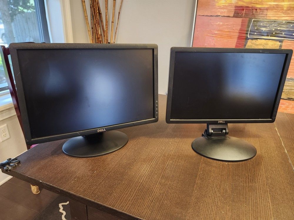 U Get Your Own Power Cords Dell 19" Dual Monitor Monitors