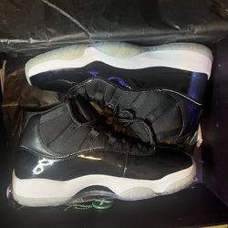 Jordan 11 Space Jam (2016)