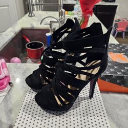 Woman High Heels Size 7 