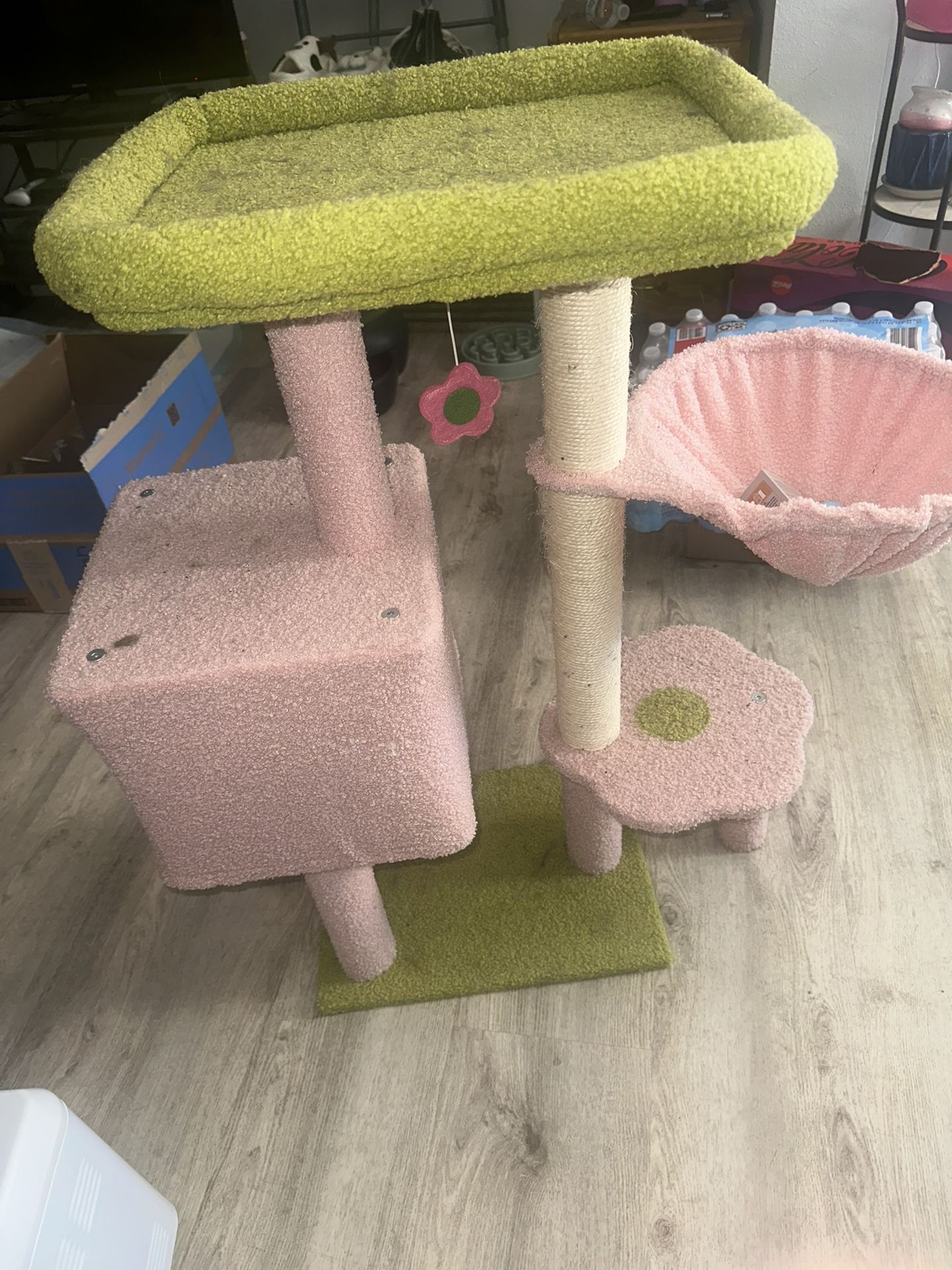 Small cat tree