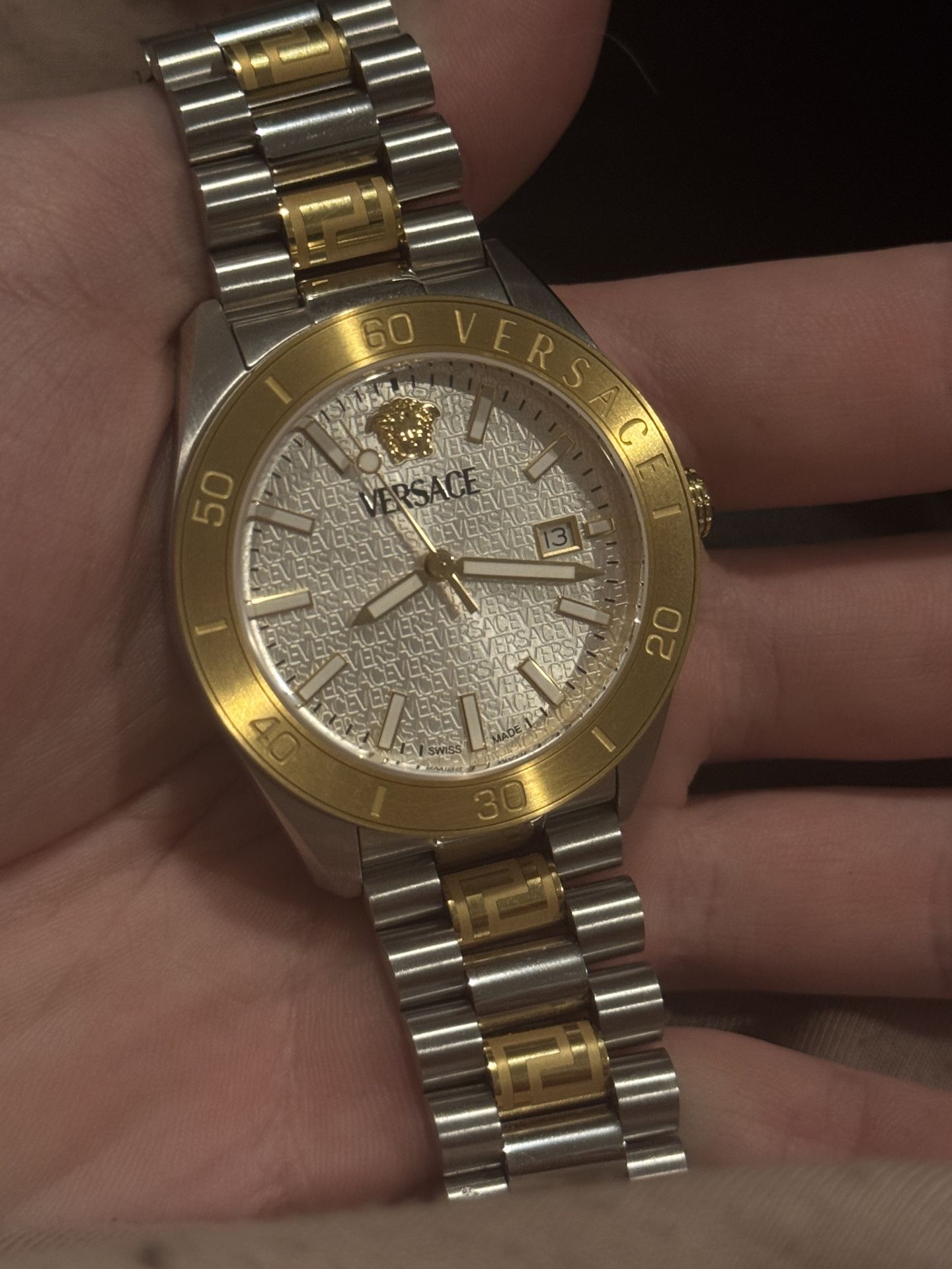 Versace v-dome Watch