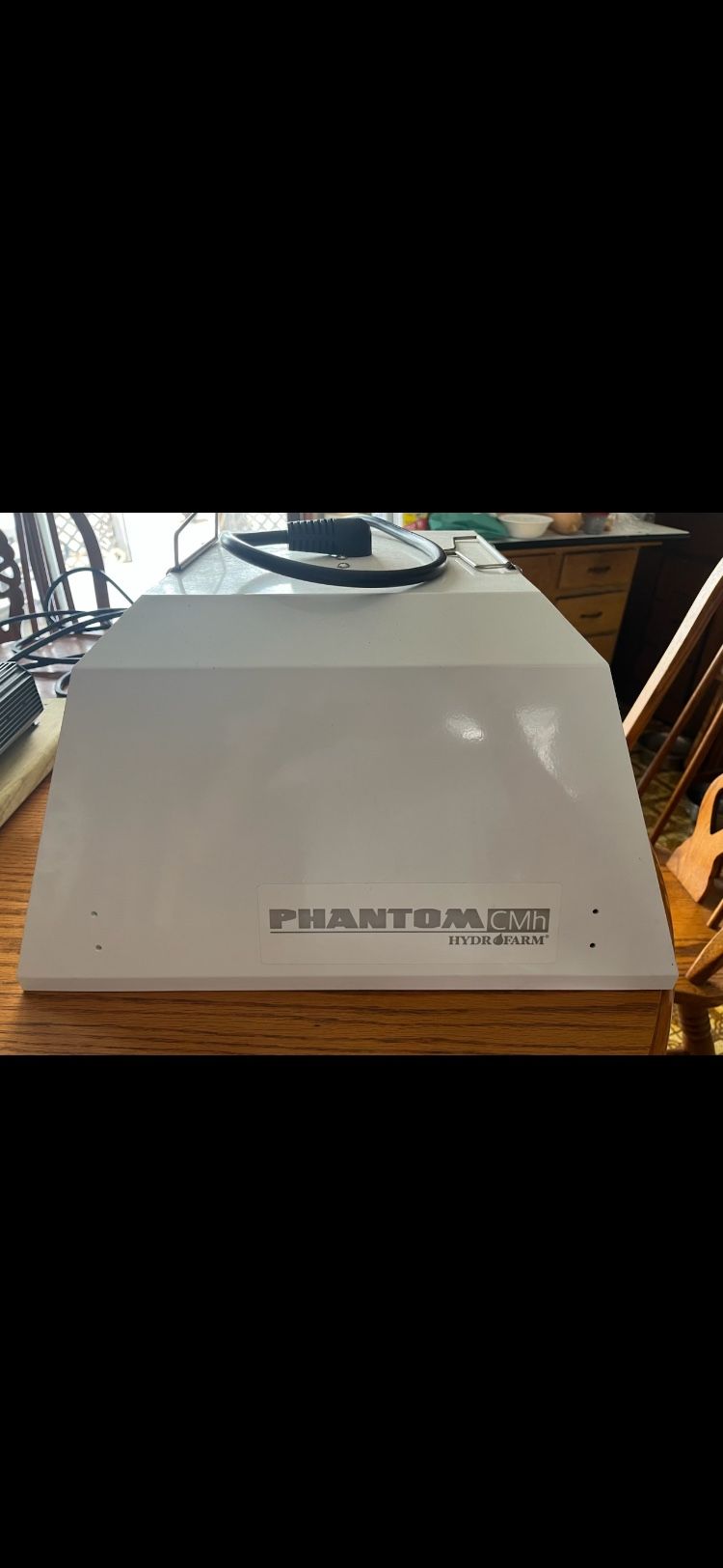 Strong Grow Light