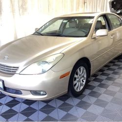 2004 Lexus ES 330