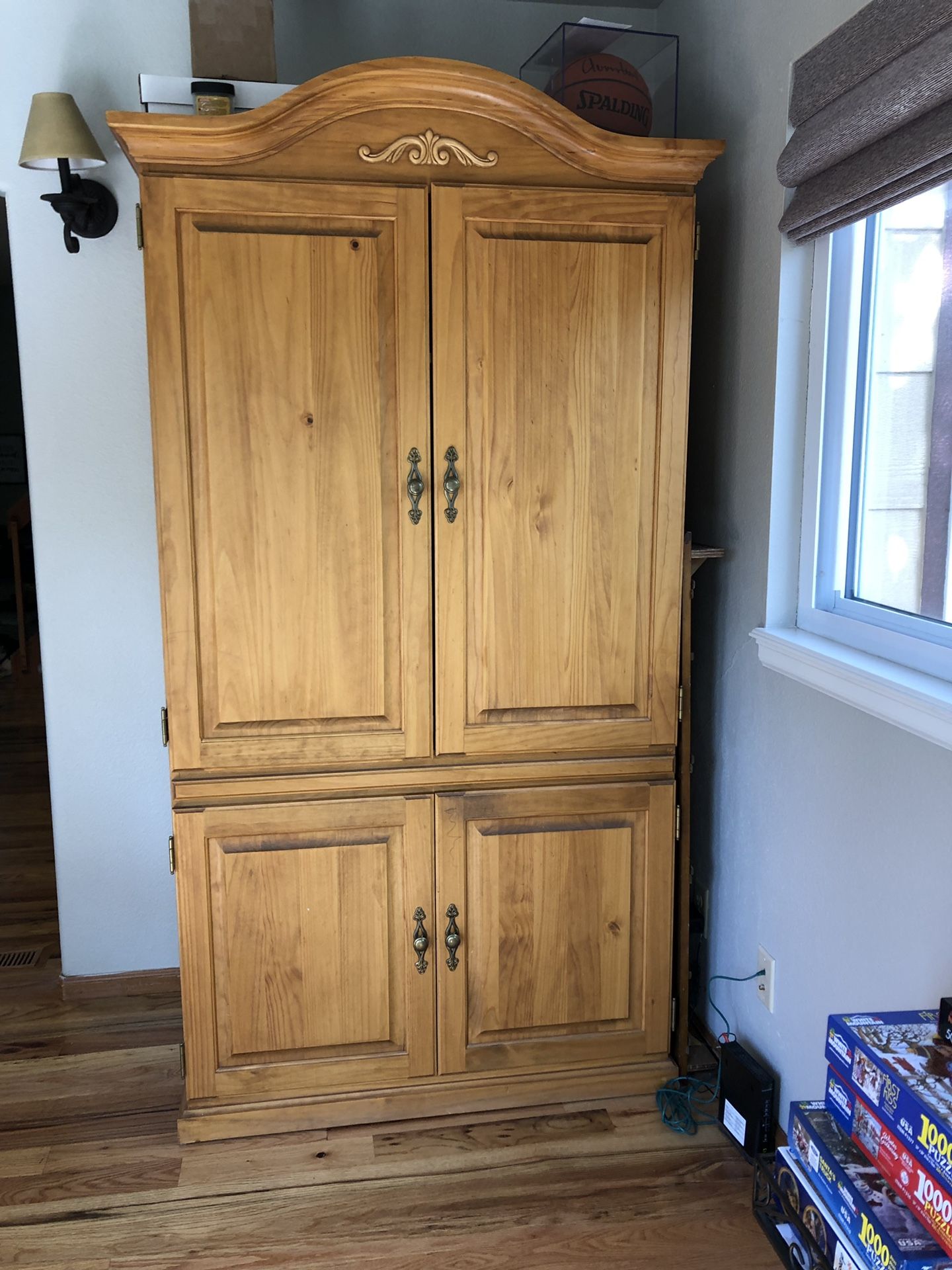 Storage cabinet/armoire.