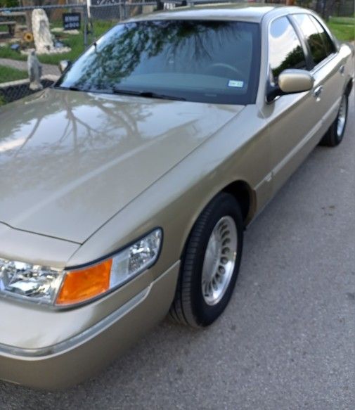 2000 Mercury Grand Marquis